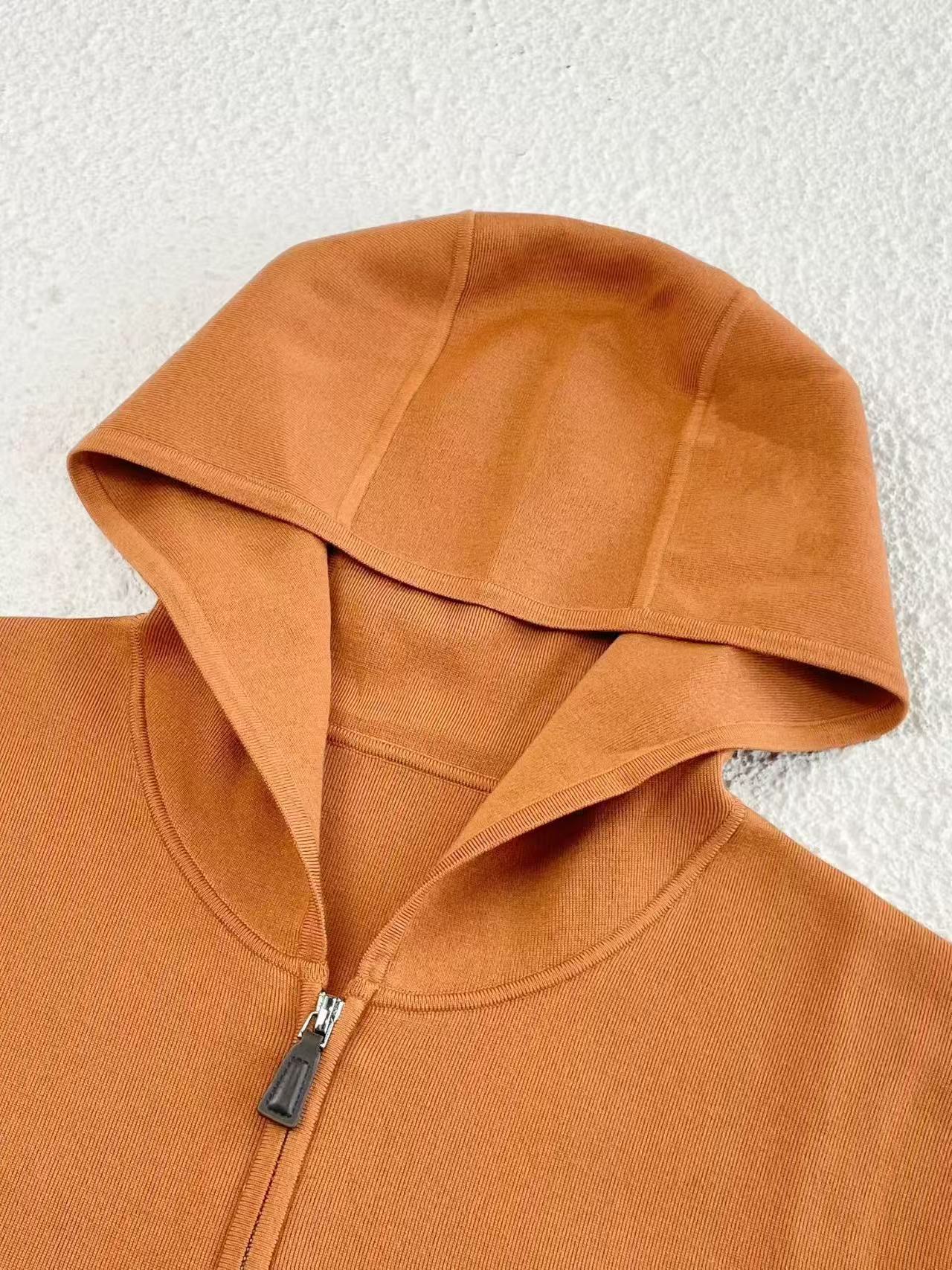 🌿 Zegna Baruffa Fine Merino Wool Hoodie