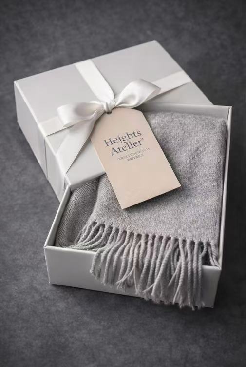 Gift — Écharpe Unie Tissée en Cachemire Pure Woven Cashmere Scarf